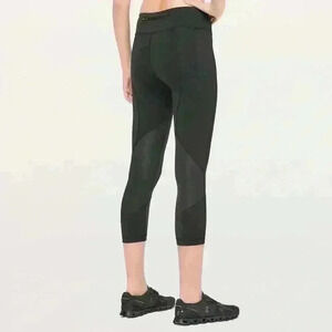 Lululemon Pace Rival Crop *Full-On Luxtreme 22"
Black